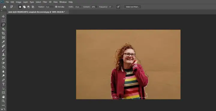 Jak usunąć zaznaczenie w Photoshopie - proste metody i triki