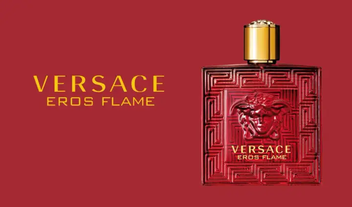 Flakon Versace Eros Flame 100ml w intensywnym czerwonym kolorze z greckim wzorem i złotą nakrętką.