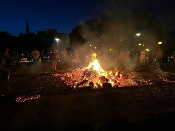Hogueras de San Juan Zaragoza - Guía para entender cada barrio