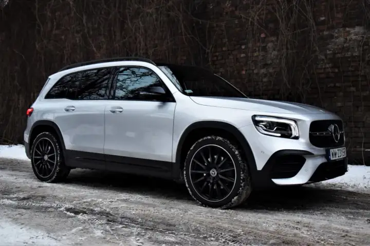 Mercedes GLB 200 - Dane techniczne i test. Prestiż czy praktyczność?