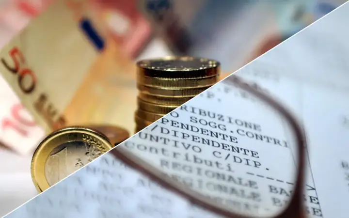 Euro in monete e banconote, con un documento che mostra voci come "contributi" e "dipendente", evocando il momento in cui viene pagata la quattordicesima.