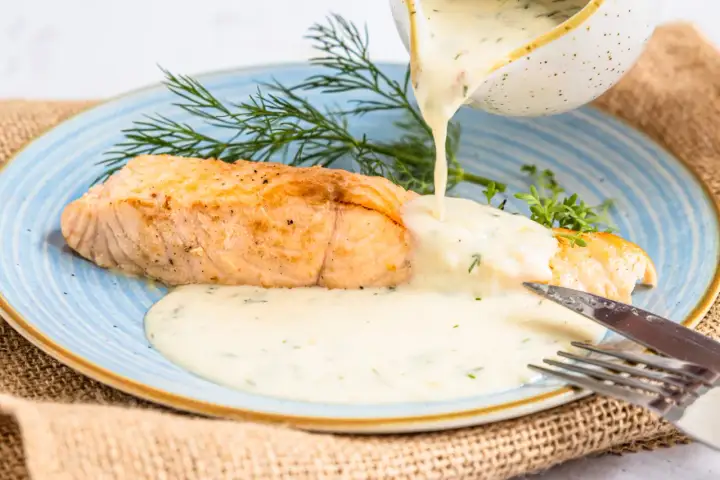 Soßen zu gebratenem Lachs - Die besten Rezepte & Tipps