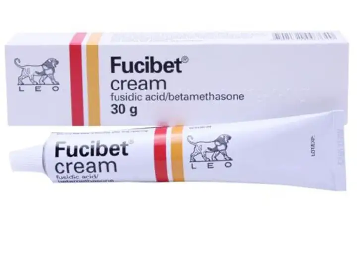 Fucibet Lipid - kiedy ma sens steryd z antybiotykiem?