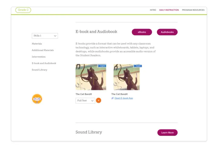 Dostępne audiobooki po angielsku z tekstem, w tym "The Cat Bandit". Możliwość wyboru pełnego tekstu.