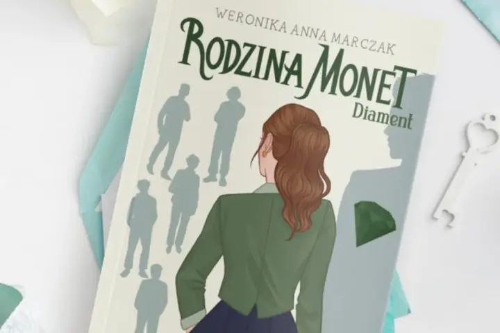 Okładka książki "Rodzina Monet. Diament" z sylwetkami postaci i zielonym klejnotem.