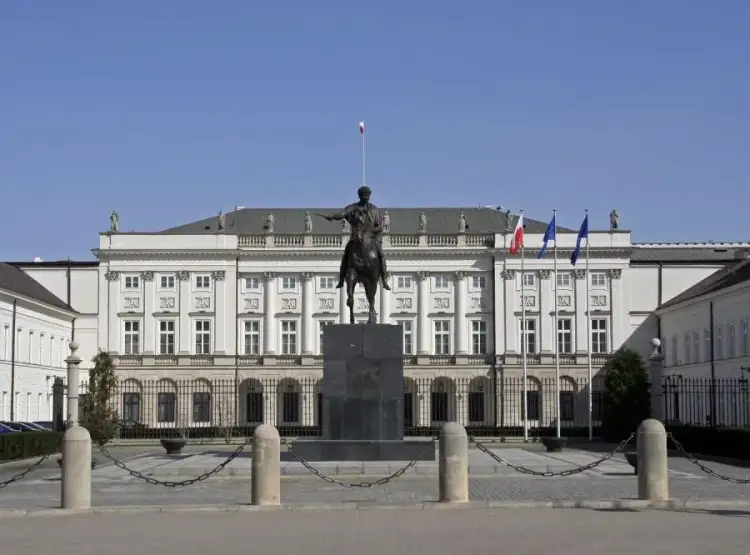 Gdzie mieszka prezydent polski? Tajemnice rezydencji głowy państwa