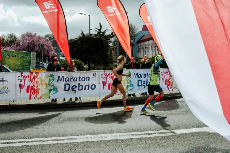 Jak trenować do maratonu: skuteczny plan, by uniknąć kontuzji