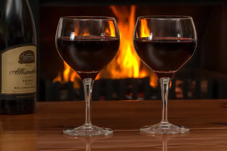 Jak wzmocnić wino: sprawdzone metody na podniesienie alkoholu