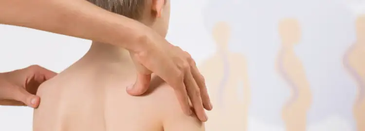 Ile trwa rehabilitacja skoliozy? Poznaj kluczowe czynniki wpływające na czas terapii