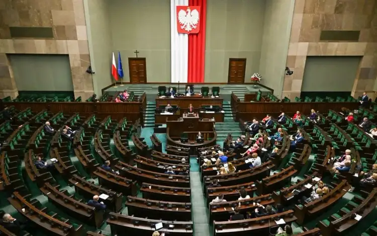 Polska Sejm czy Senat – kluczowe różnice, które musisz znać
