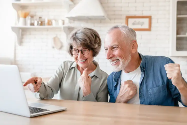 Jaki okres wypowiedzenia dla emeryta powtórnie zatrudnionego? Sprawdź!
