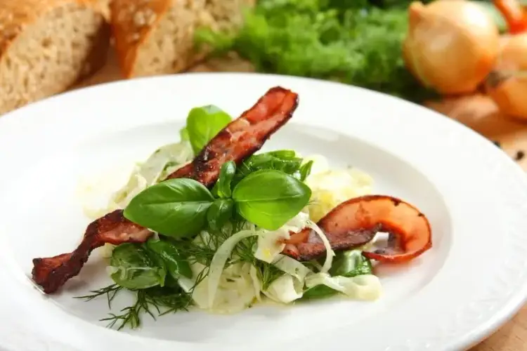 Sałatka z Kopru Włoskiego i Fenkułem