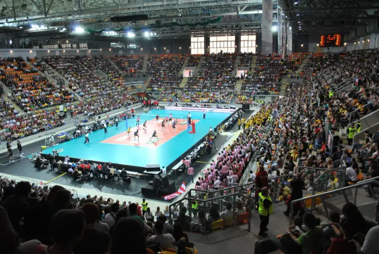 Hale sportowe Częstochowa: Żużlowa, Polonia, wynajem co wybrać?