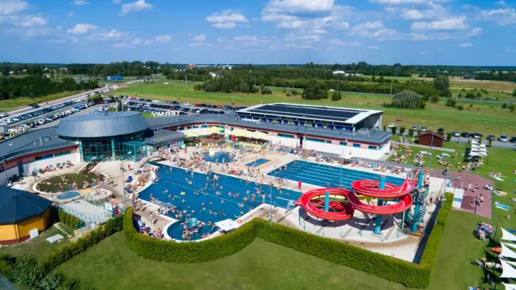 Gdzie nocować w Suntago? Najlepsze opcje blisko parku wodnego