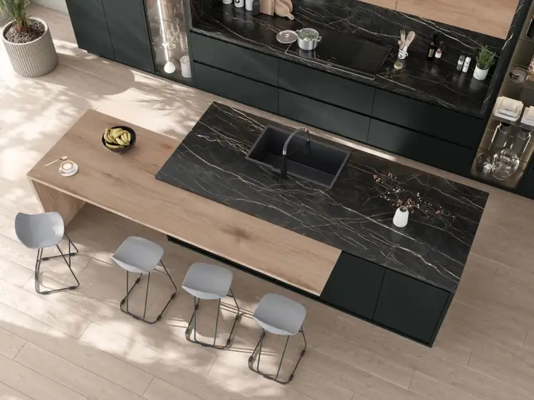 Blaty kuchenne: jaki wybrać? Przewodnik eksperta: materiały, ceny, trwałość