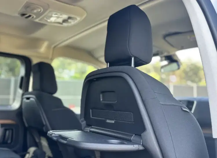 Wynajem busa krok po kroku – co naprawdę ma znaczenie dla firm?