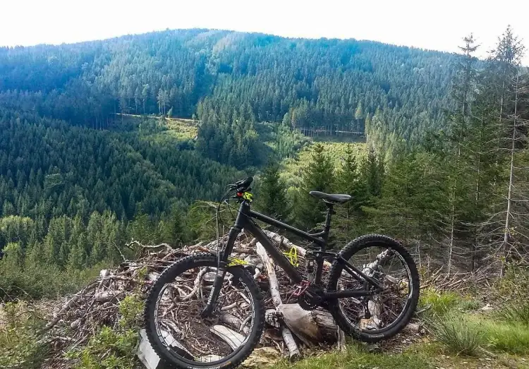 Świeradów-Zdrój trasy rowerowe mapa – najlepsze szlaki na rowerze