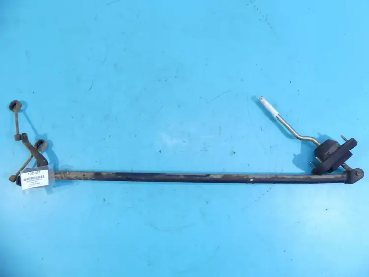 Luźny lewarek Peugeot 206? Wymień cięgna i odzyskaj precyzję!