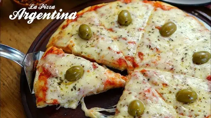 Pizza argentina casera: la receta de Manuel Gastélum para la "media masa"
