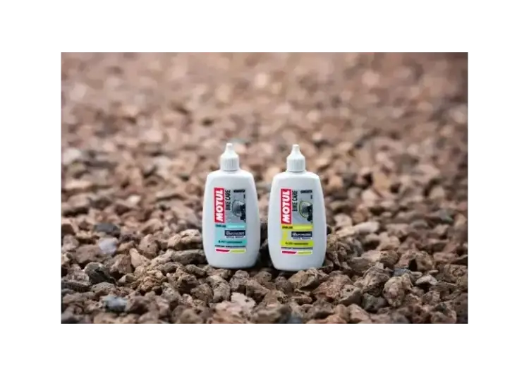 Smar Motul do łańcucha: Jaki wybrać i jak aplikować?