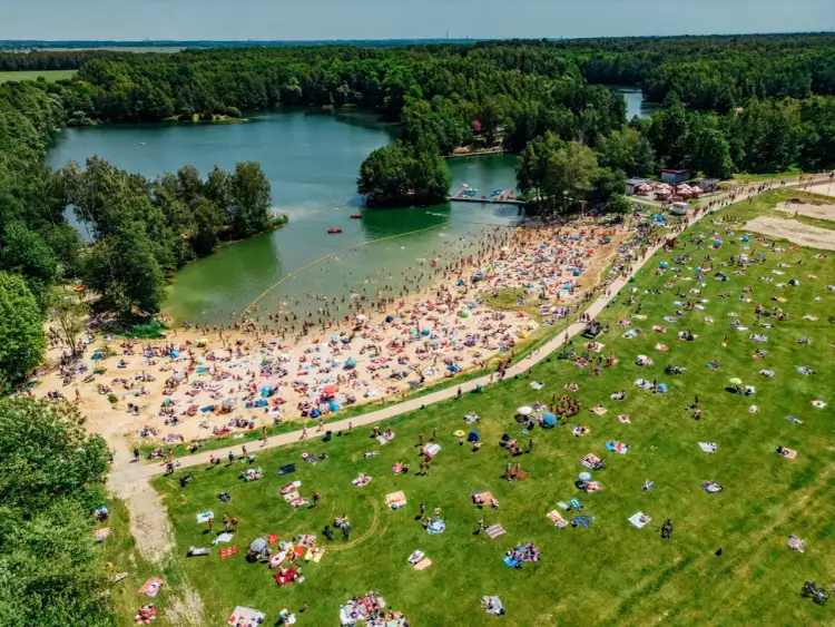 Gliwice Czechowice: Odkryj oazę rekreacji! Domki, wake, plaża