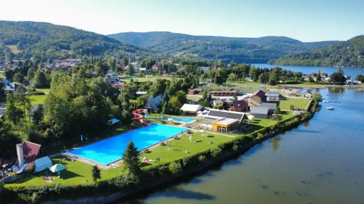 Najlepsze hotele nad jeziorem w Małopolskim na relaksujący wypoczynek