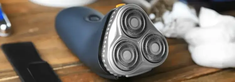 Jak czyścić elektryczną maszynkę do golenia, aby uniknąć uszkodzeń?