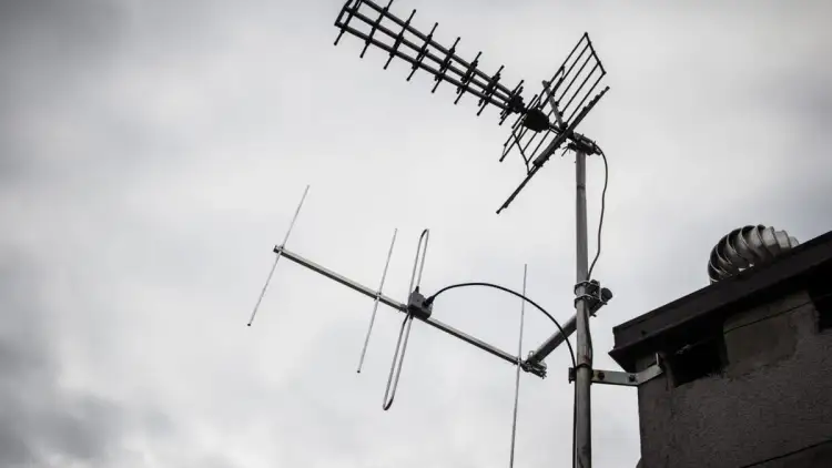 Jaka telewizja w bloku: wybierz najlepszą opcję bez kłopotów