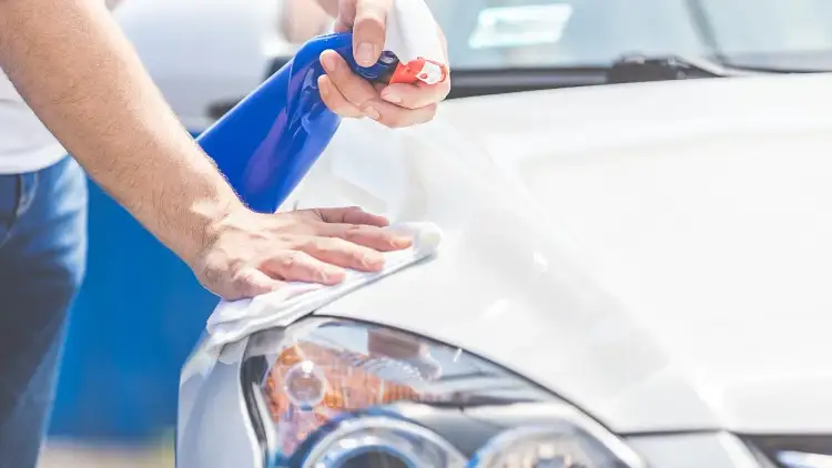 Motul Wash & Wax: Jak skutecznie myć i zabezpieczać karoserię samochodu?