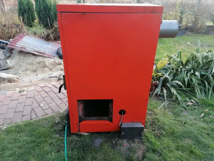 EkoCentr kocioł CO Domo – poznaj jego zalety i oszczędności w ogrzewaniu