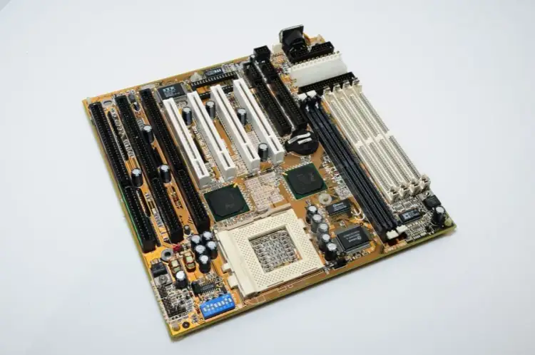 Cennik Czech Recykling: Sprawdź, ile zarobisz na elektroodpadach