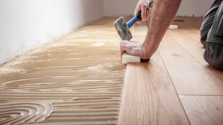 Jak zrobić podłogę na klawiaturze na dole - proste kroki i porady