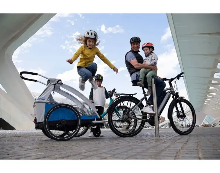 Przyczepka do roweru dla dzieci od jakiego wieku - bezpieczeństwo przede wszystkim