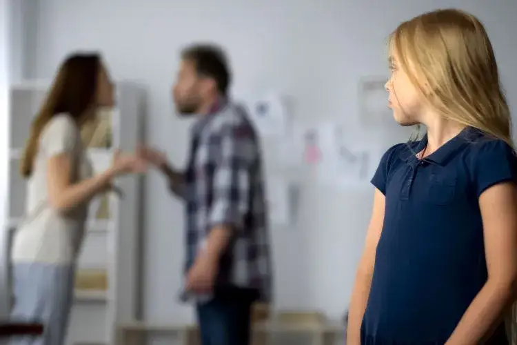 Czy fundusz alimentacyjny zwraca zaległe alimenty? Oto prawda o wsparciu finansowym