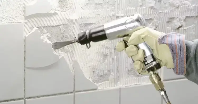 Jak usunąć klej z kafelek? Skuteczne metody i porady krok po kroku