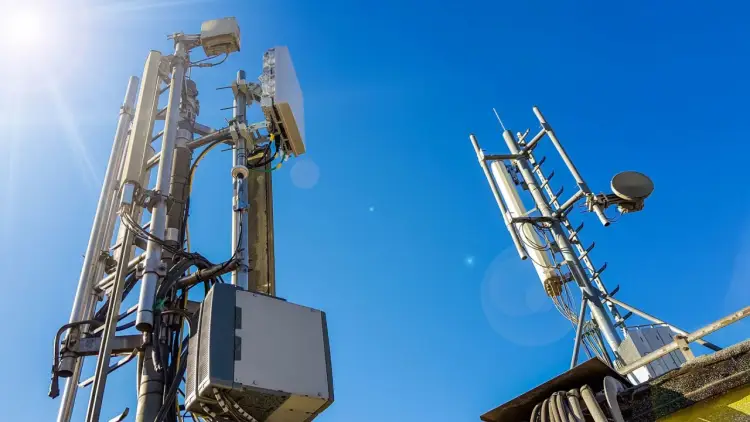 Jak wygląda antena 5G? Zobacz, czym różni się od 4G.