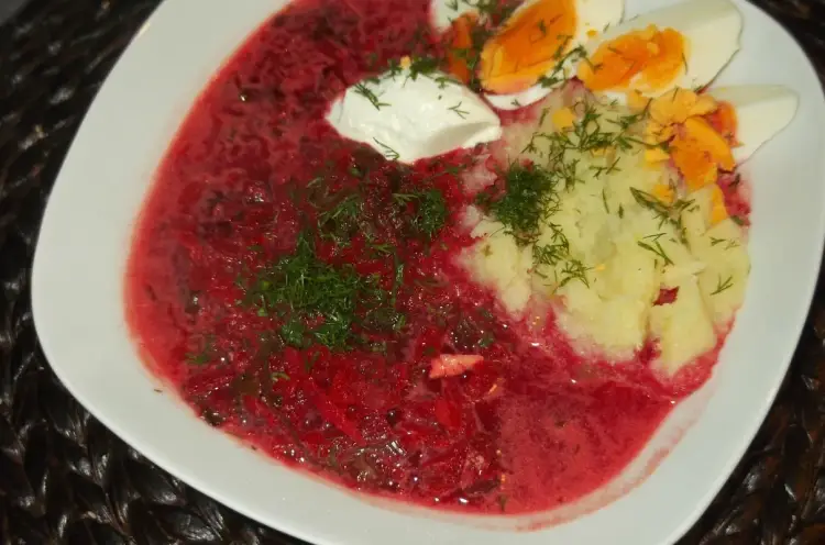 Zupa z botwiny z ziemniakami - Przepis na idealny smak!