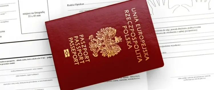 Polski paszport w Holandii: koszty, procedura i potrzebne dokumenty