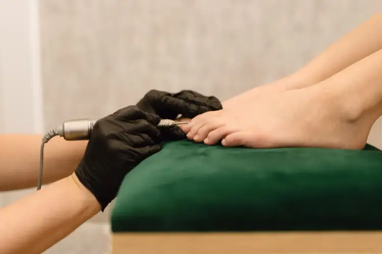 Pedicure japoński - naturalna regeneracja paznokci u stóp?