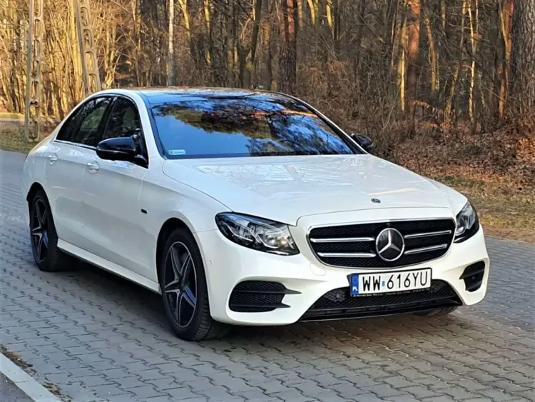 Mercedes E 300 e - Czy to idealna hybryda plug-in?