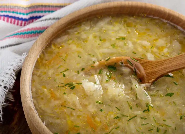 Kapuśniak jak u babci - przepis na idealny smak!