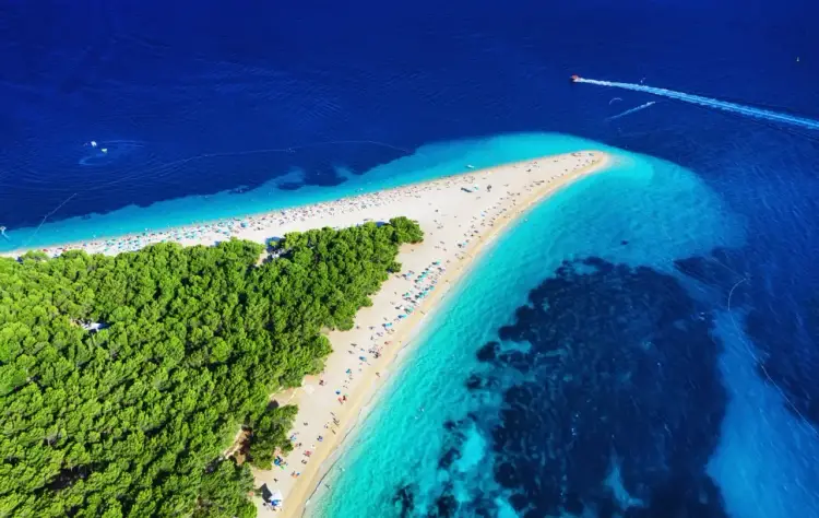 Chorwacja - Adriatyk. Jak wybrać plażę idealną dla siebie?