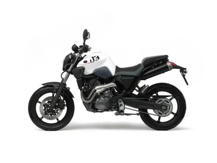 Yamaha MT-03 660 - Czy ten naked nadal ma sens? Poradnik kupującego