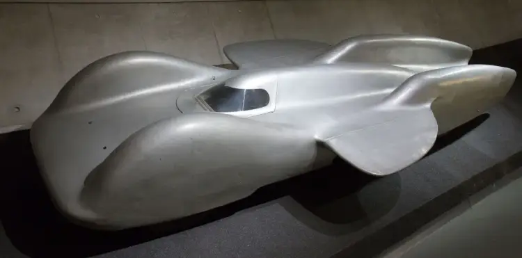 Mercedes-Benz T 80 - Rekord 650 km/h, który nigdy się nie wydarzył