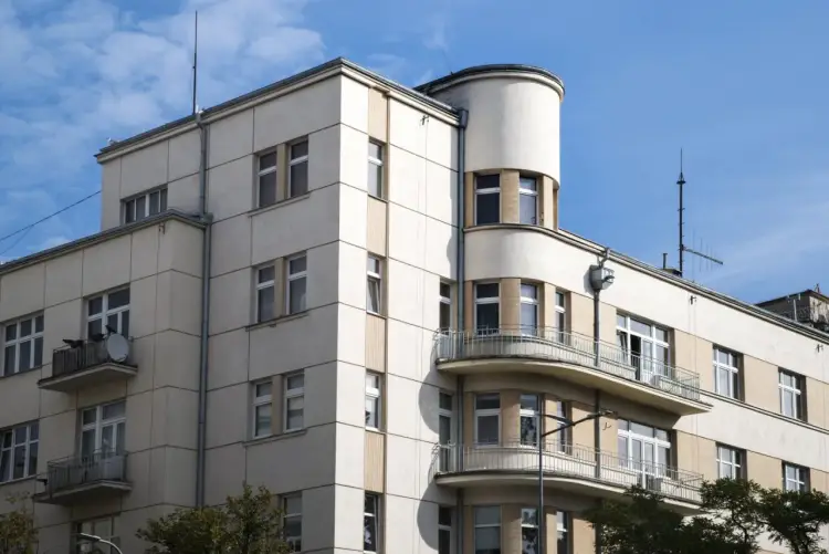 Gdynia stare miasto - Inne niż myślisz? Odkryj modernizm