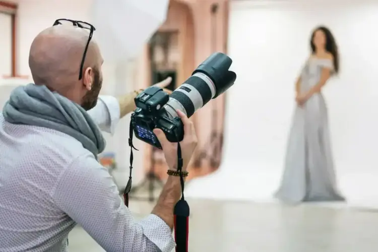 Cena fotografa na 18 - Co dostajesz i jak nie przepłacić?