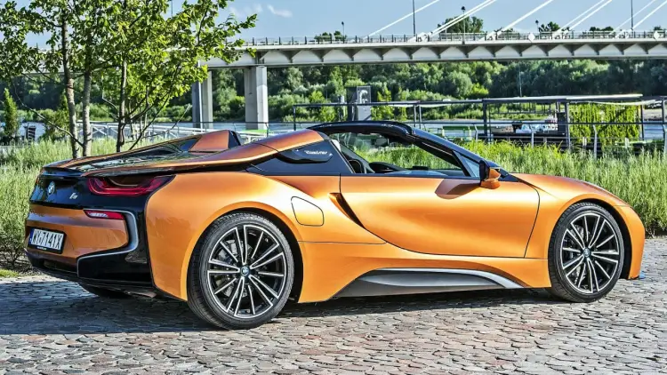 BMW i8 - Ile kosztuje w Polsce i na co uważać przy zakupie?
