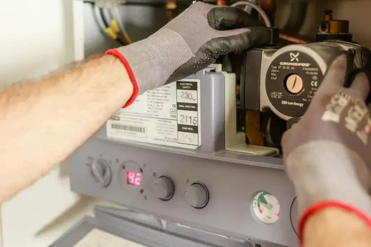 Kiedy instalacja zaworu temperaturowego w kotle gazowym jest konieczna i jak to wpływa na jego żywotność?