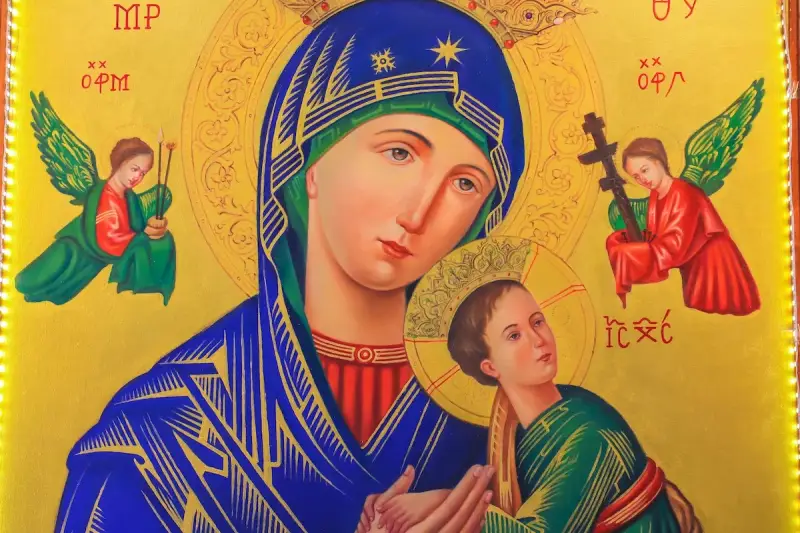 Ikona Matki Bożej rozwiązującej węzły, z aniołami. Wizerunek ten jest symbolem nadziei i wsparcia w trudnych chwilach, jak podczas nowenny rozwiązującej węzły świadectwa.