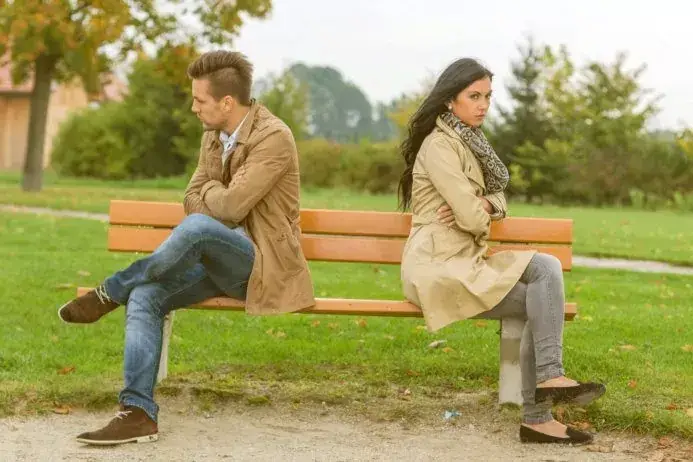 Pokonaj lęk przed odrzuceniem: 4 kroki do wolności